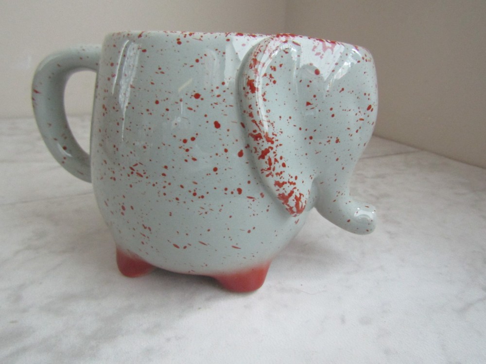Elephant Coffee Mug Cup With Tea Bag Holder Ceramic Trunk Up Gray Green 12 Oz.