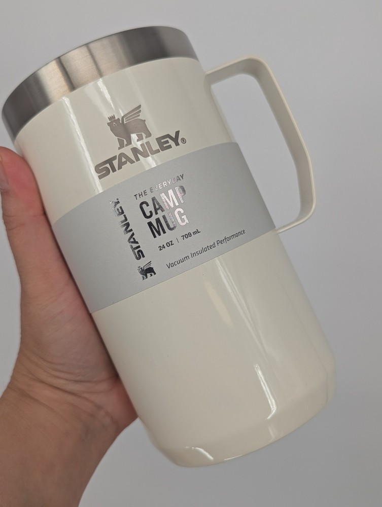 new STANLEY  Stay Hot Camp Mug Coffee Cream Gloss ☕ 24 OZ
