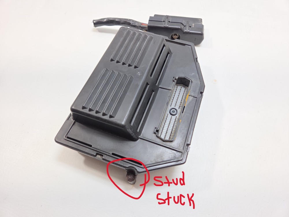 JEEP 1991-1995 WRANGLER 4.0L 56028836 ENGINE COMPUTER MODULE ECM PCM ECU