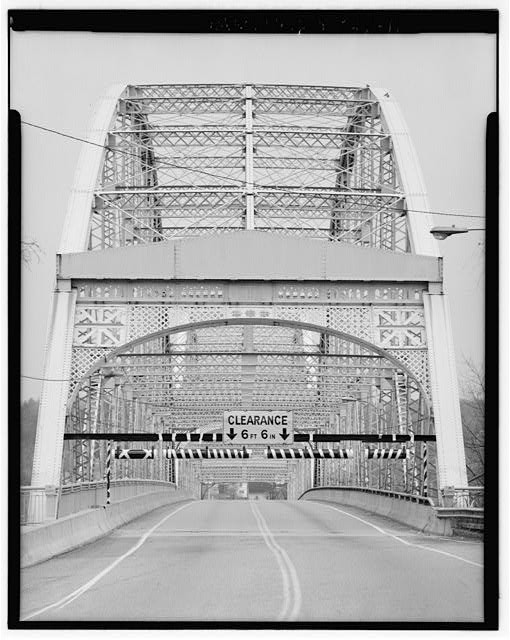 Photo:Coraopolis Bridge Ohio River 1930s North Portal Clearance View
