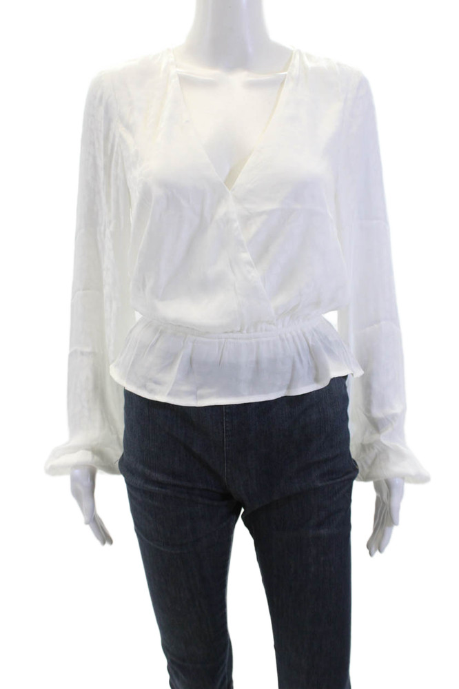 Show Me Your Mumu Womens V-Neck Long Sleeve Pullover Blouse Top White Size XSFree Shipping in US $100+ Orders | $6.95 Orders Below