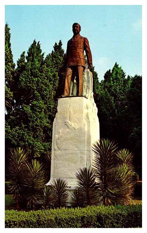 Postcard MONUMENT SCENE Baton Rouge Louisiana LA m/09 AR8964