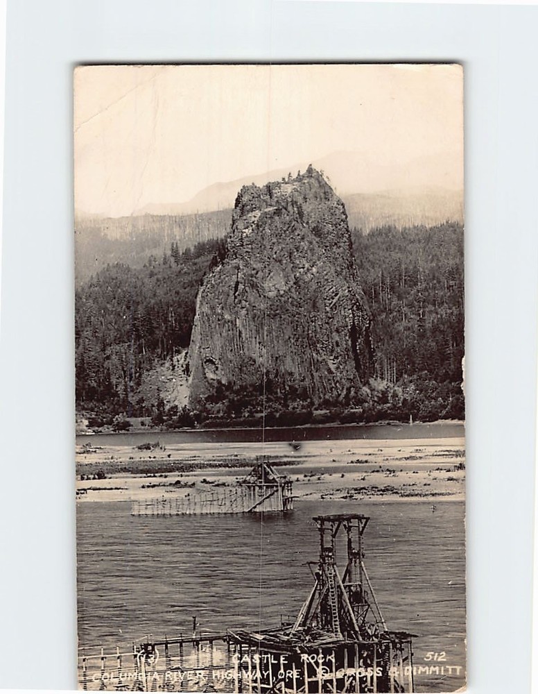Postcard Castle Rock Oregon USA