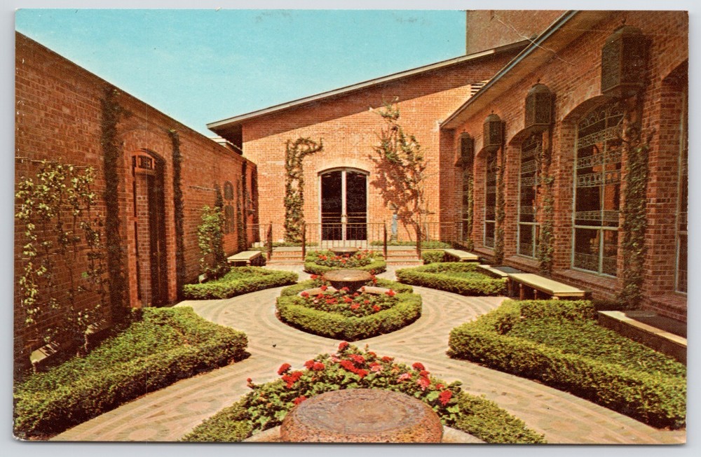 Texas San Antonio Trinity University George Parker Chapel Garden Postcard