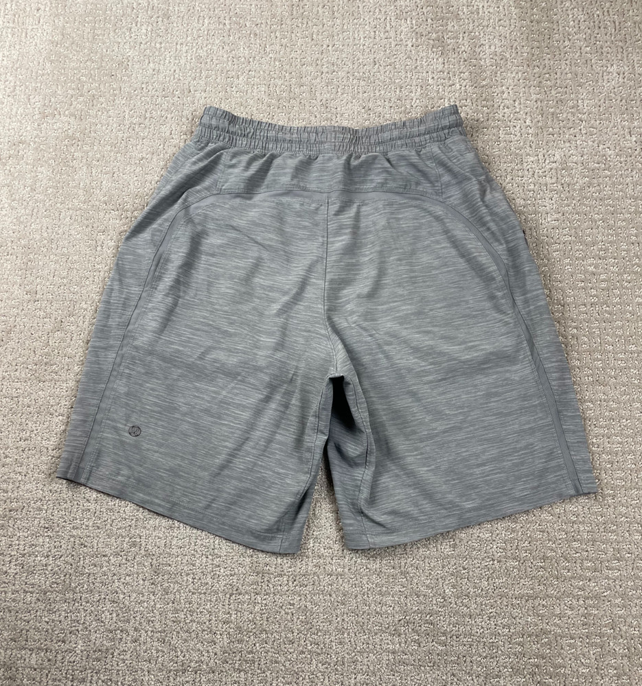 Lululemon Pace Breaker Shorts Mens S Gray Lined Athleticwear Running Gym LM7AL4S