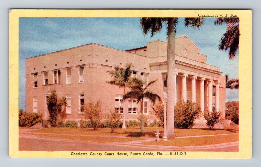 Punta Gorda FL-Florida Charlotte County Court House Vintage Postcard Standard