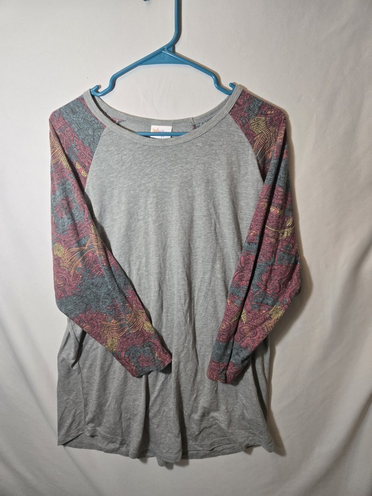 LuLaRoe Randy 2XL Gray Top Pink Teal Tribal Print Raglan Sleeve Shirt Womens