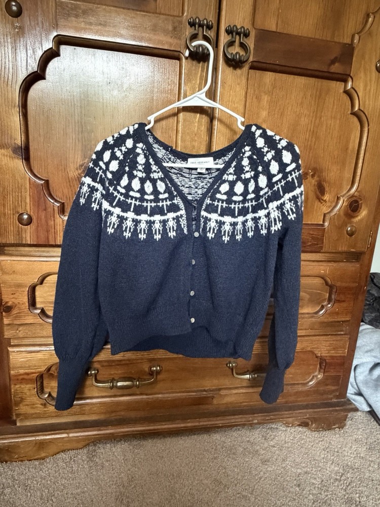 Free Assembly Women’s Sweater Size M