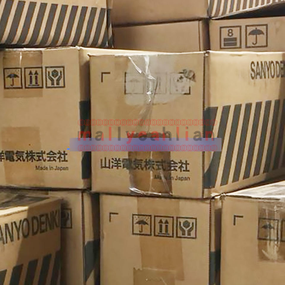 1Pcs New Sanyo Denki Servo Motor R2Aa06020Fch00