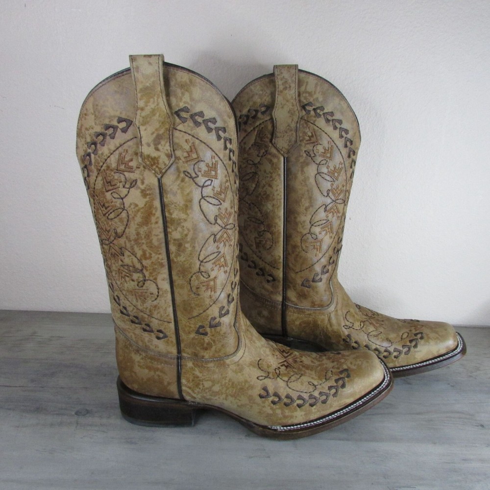 Circle G Corral Women's 6.5 Embroidery Square Toe Western Boots Light Sand