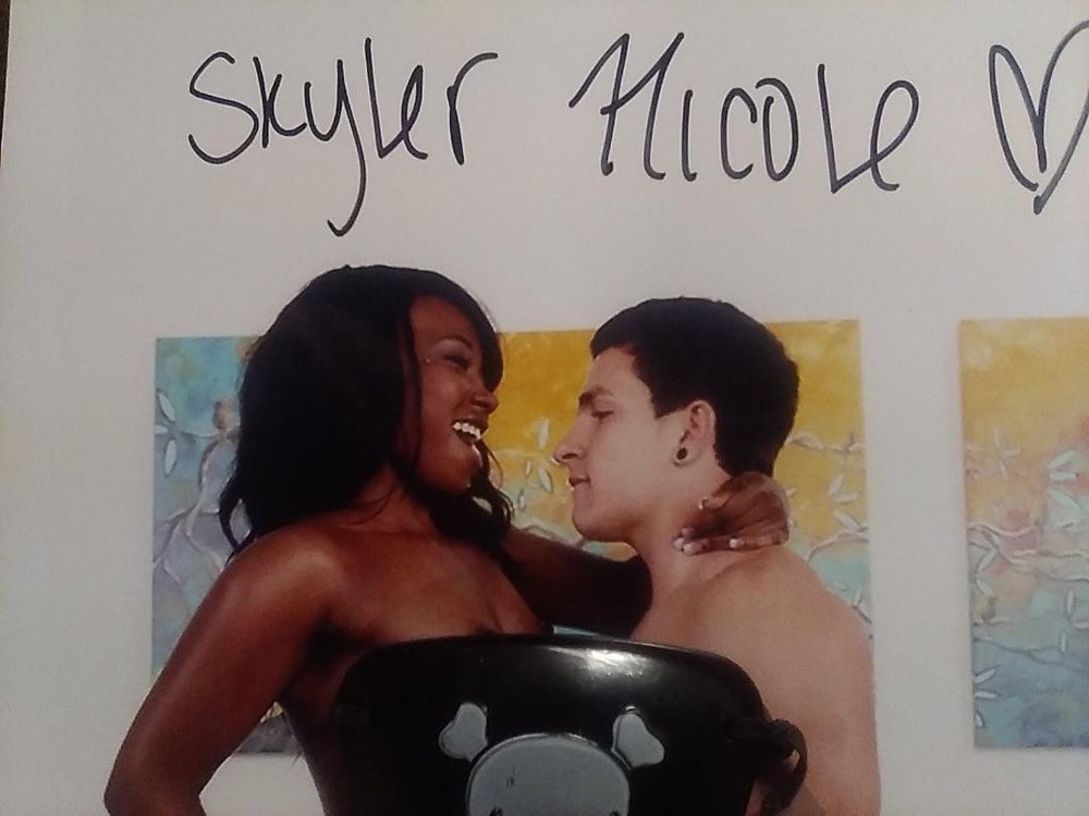 rare Skyler Nicole Hand Signed Autographed 8x10 color photo of Adult Ebony Model