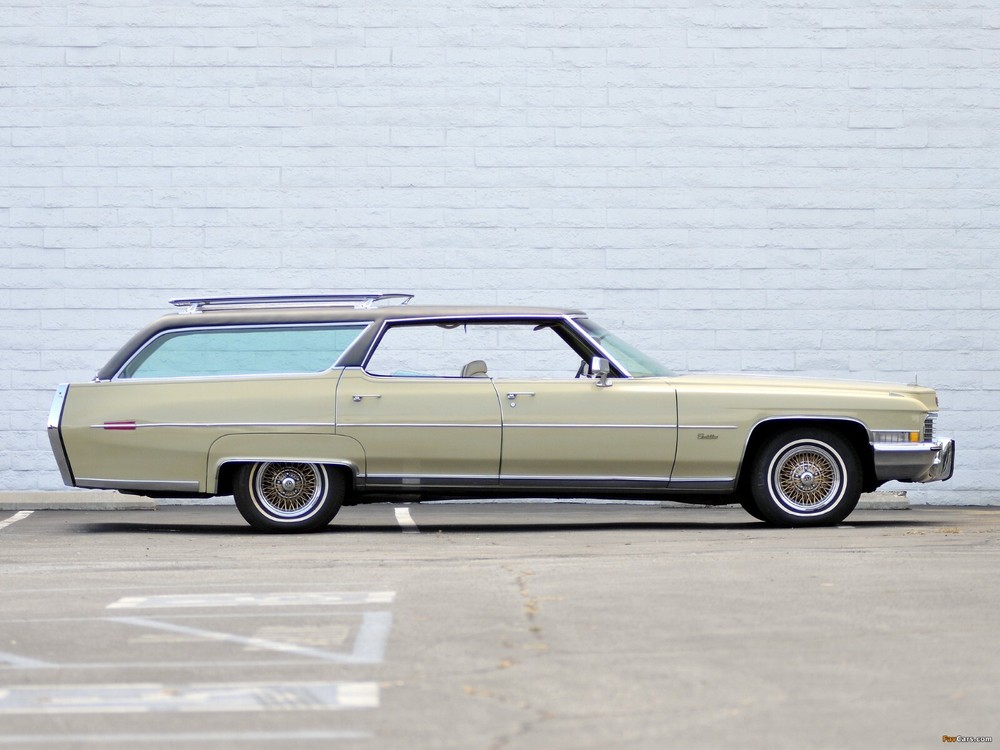 1972 Cadillac Fleetwood Sixty Special Wagon Classic Poster 24x36 Inch