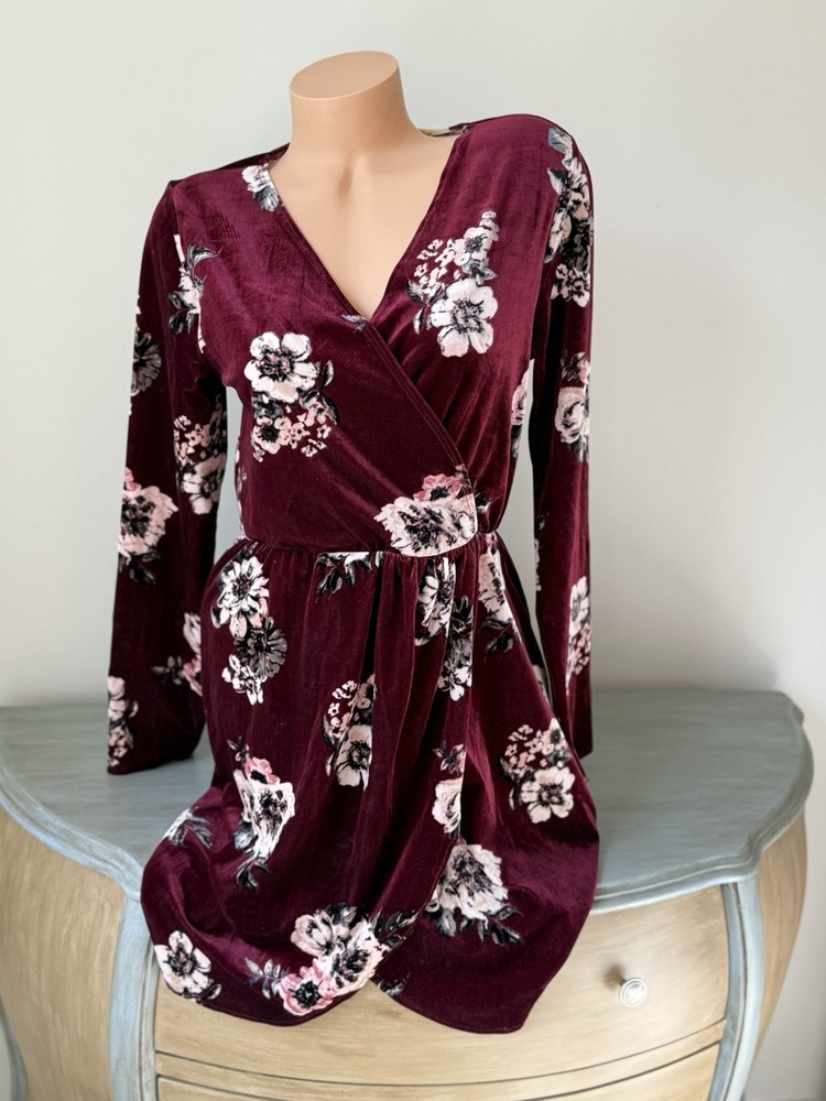 Velvet Wrap Dress L Floral Long Sleeve Knee Surplice Burgundy Women’s Soft 12