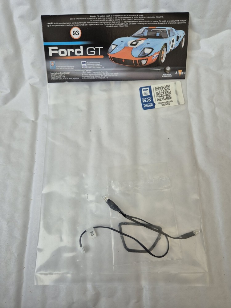 1/8 Scale DeAgostini DIY Ford GT40 Car Kit Issue Part 93