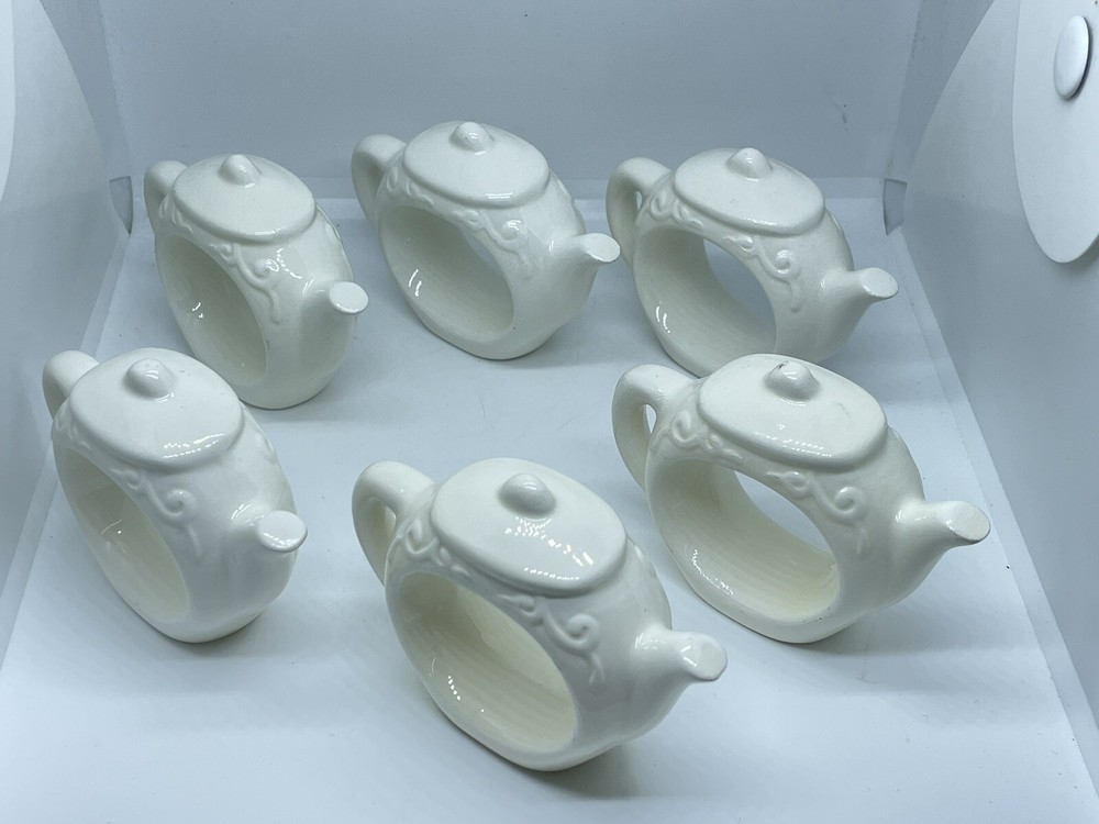 Vintage Bone China White Napkin Rings / Napkin Holder - Set of 6