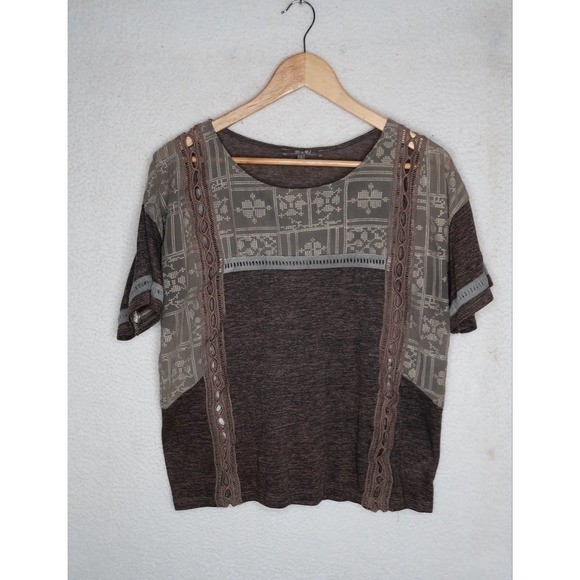Miss Me Women's Boho Crochet Trim Top Womens L Brown Mixed Media Short Sleeve