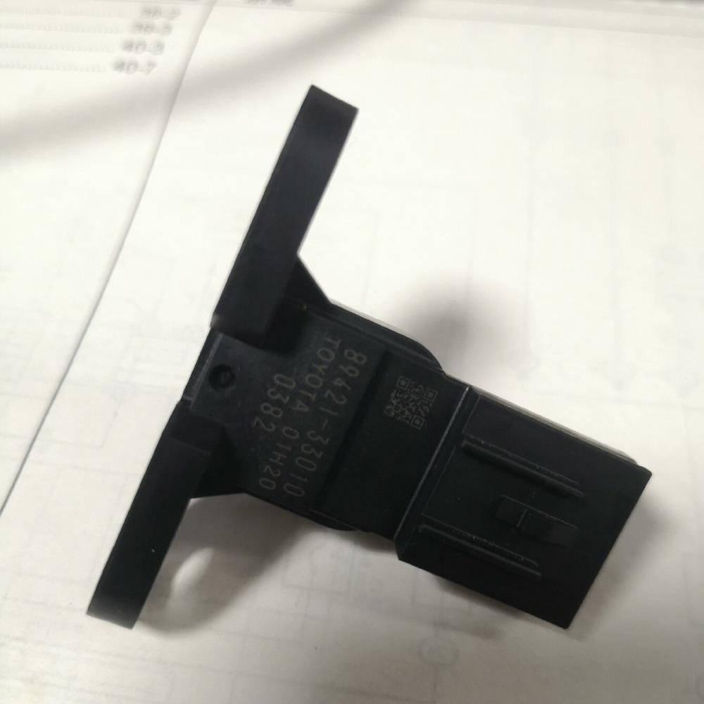 Camry  RX  RAV4  Avalon TOYOTA OEM Vacuum Sensor for Corolla  Highlander