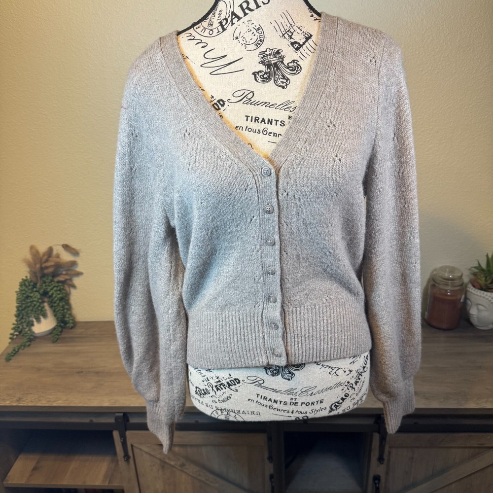 Abercrombie & Fitch Gray Cropped Cardigan with Lantern Sleeves Size M