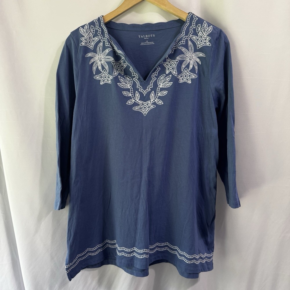 Talbots Womens Shirt Tunic Top Size L Embroidered Floral Cotton Blue Petite