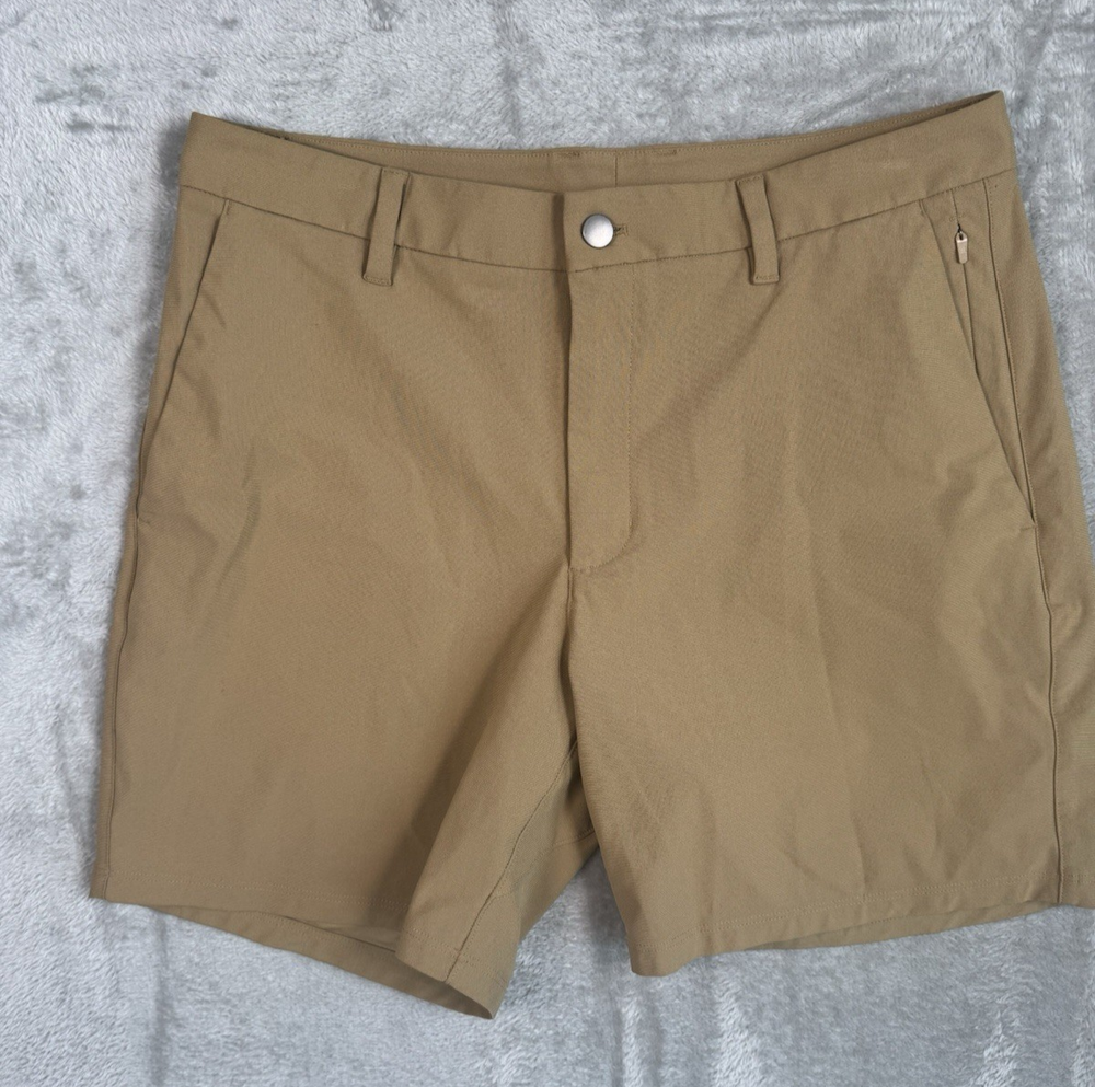 CRZ YOGA Shorts Adult 34 Gold Stretch Pockets Performance Tech Golf Chino Mens