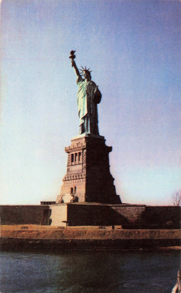 Statue of Liberty - New York City NY - Postcard