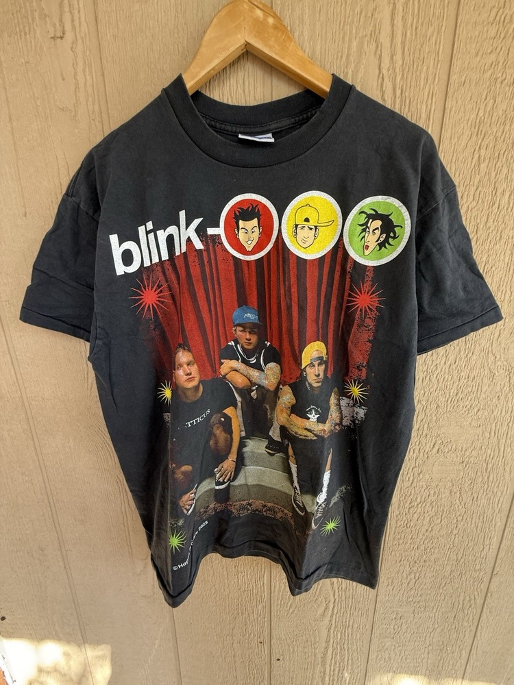 Blink 182 Vintage Style Single Stitch Band T Shirt Boot Modern Reprint Size L