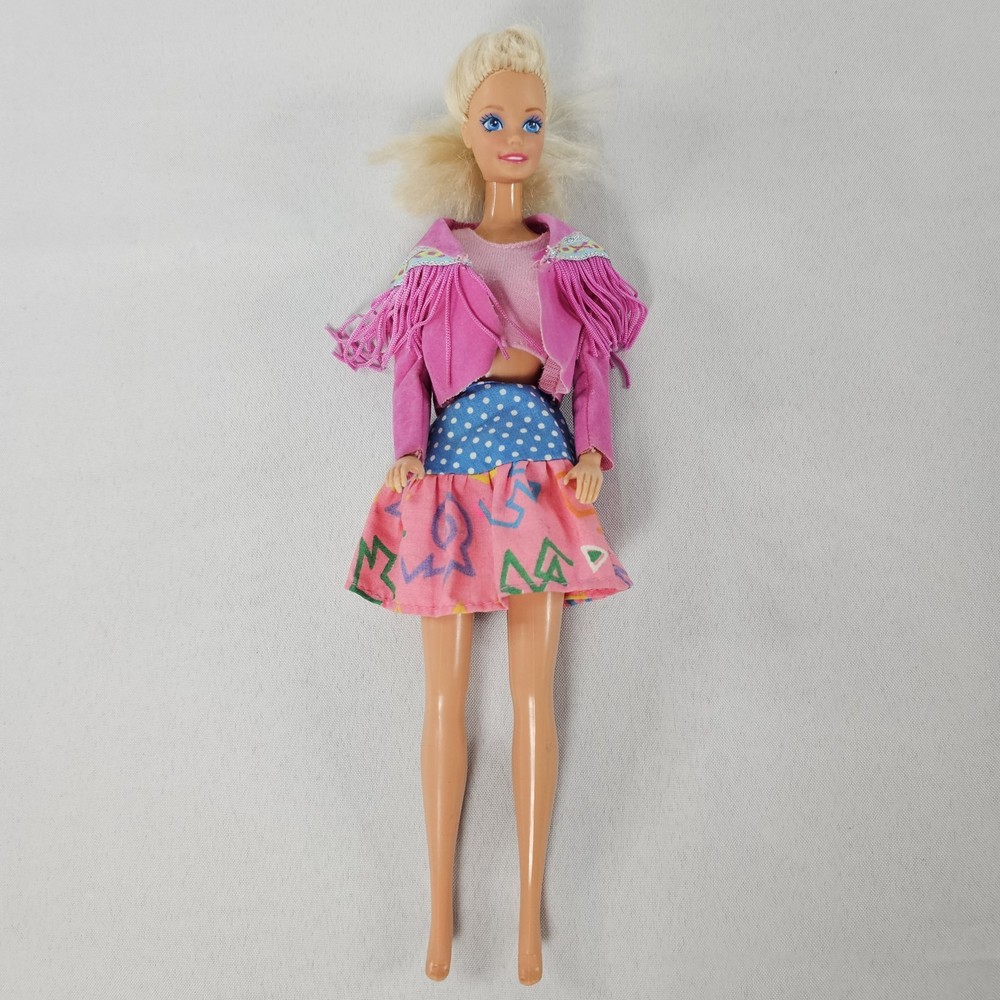 Vintage Blond Hair Barbie Doll Blue Eyes Marked Mattel Malaysia 1966 Pls READ⬇