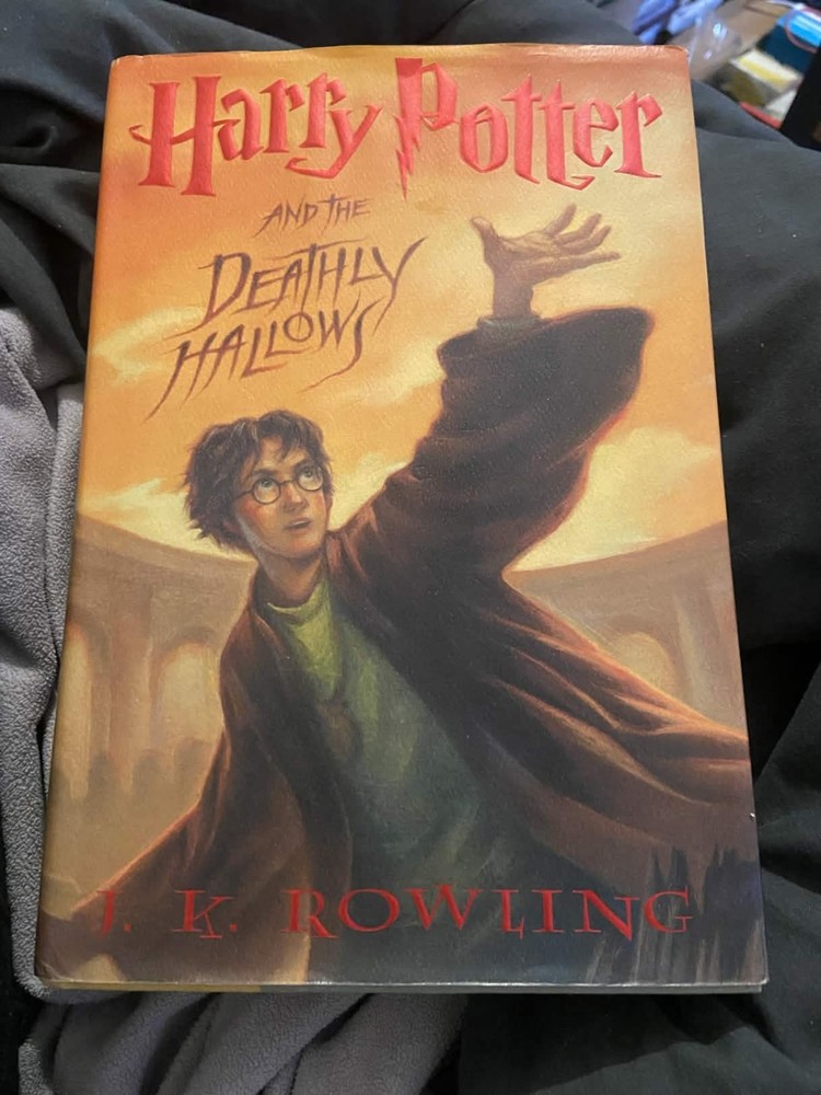 Signed Harry Potter and the Deathly Hallows by J. K. Rowling (2007, Hardcover)