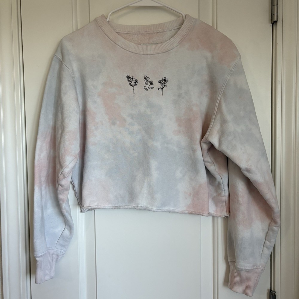 Hollister Women’s Cropped Crew Neck Floral Raw Hem Sweatshirt - XS