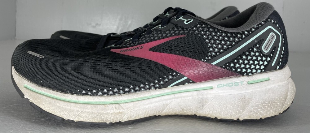 Women's Size 10.5 D Brooks Ghost 14 Running Shoes Black Pink Yucca 1203561B013