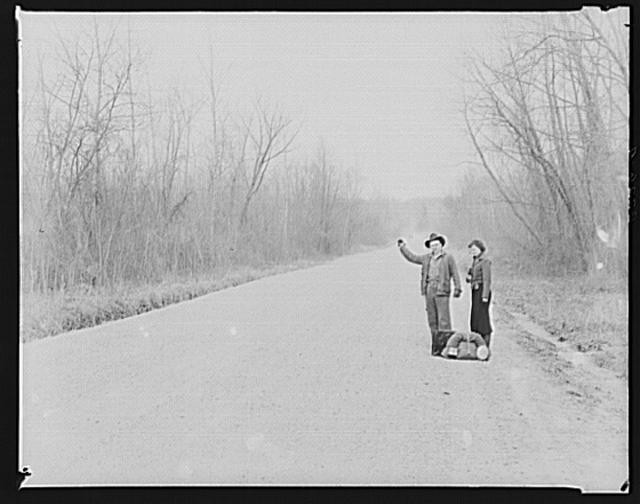 Photo:Hitchhikers near Vicksburg, Mississippi