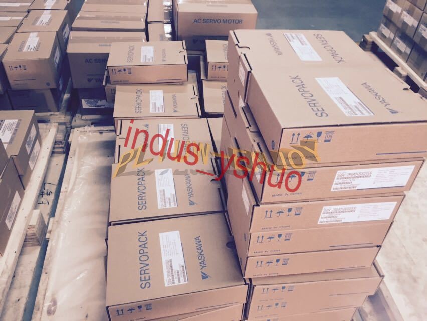 1PCS NEW Yaskawa Servo Motor SGMAH-02A1A4C-E