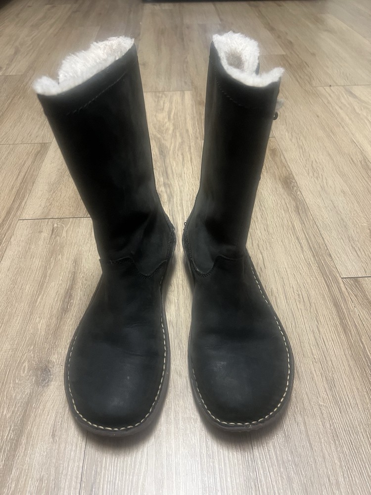 ugg boots size 10