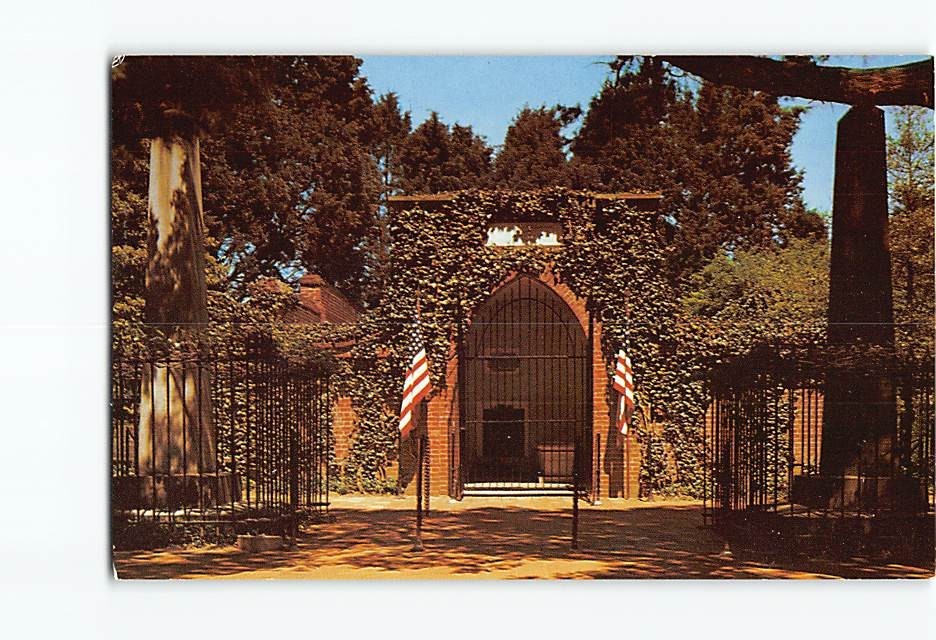 Postcard The Washington Tomb at Mount Vernon Virginia USA