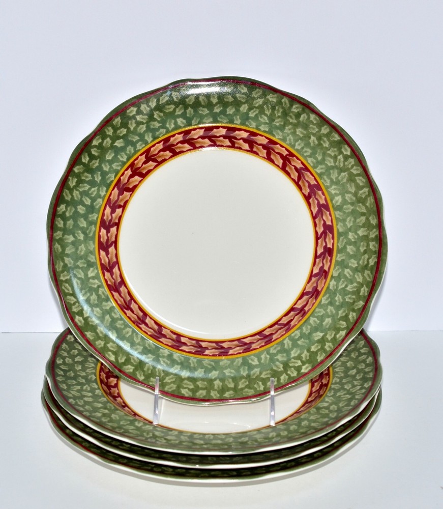 Charter Club Winter Garland * 4 ACCENT DINNER PLATES * Christmas, Good Condtn-image