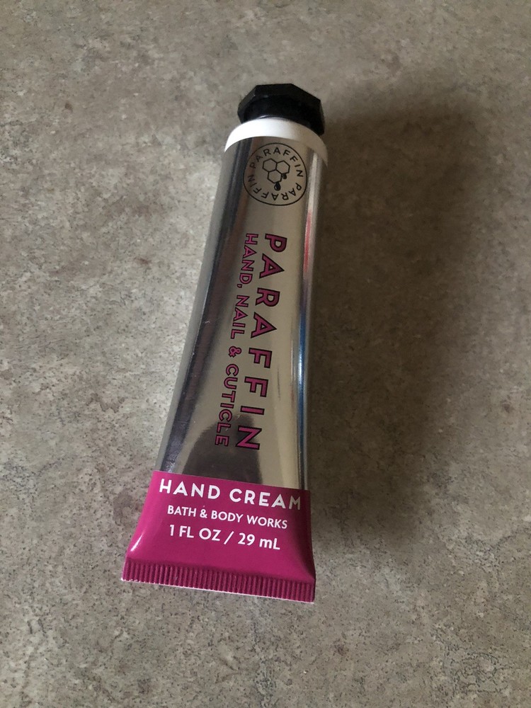 Bath & Body Works Paraffin Hand Nail & Cuticle Hand Cream 1 fl oz NEW