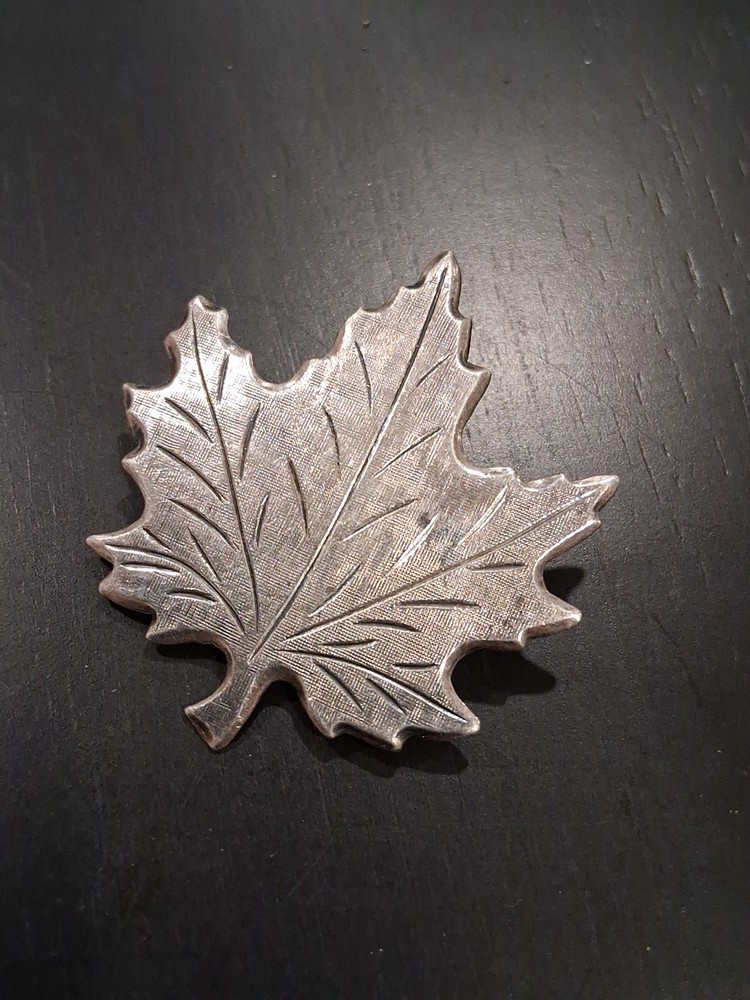 Beau Sterling Silver 925 Maple Leaf Pin Brooch Vintage Jewelry 1.5 Inch