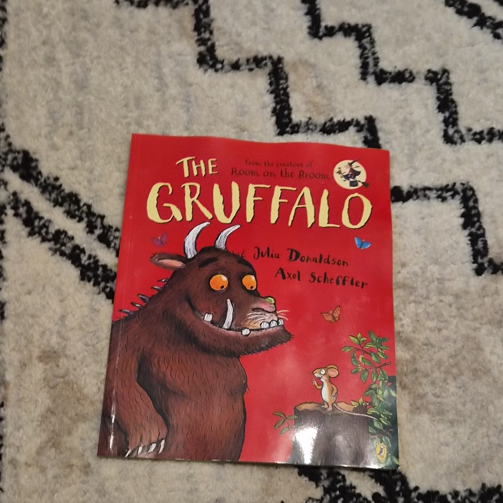 The Gruffalo Julia Donaldson Axel Scheffler Paperback Illustrated Picture Book