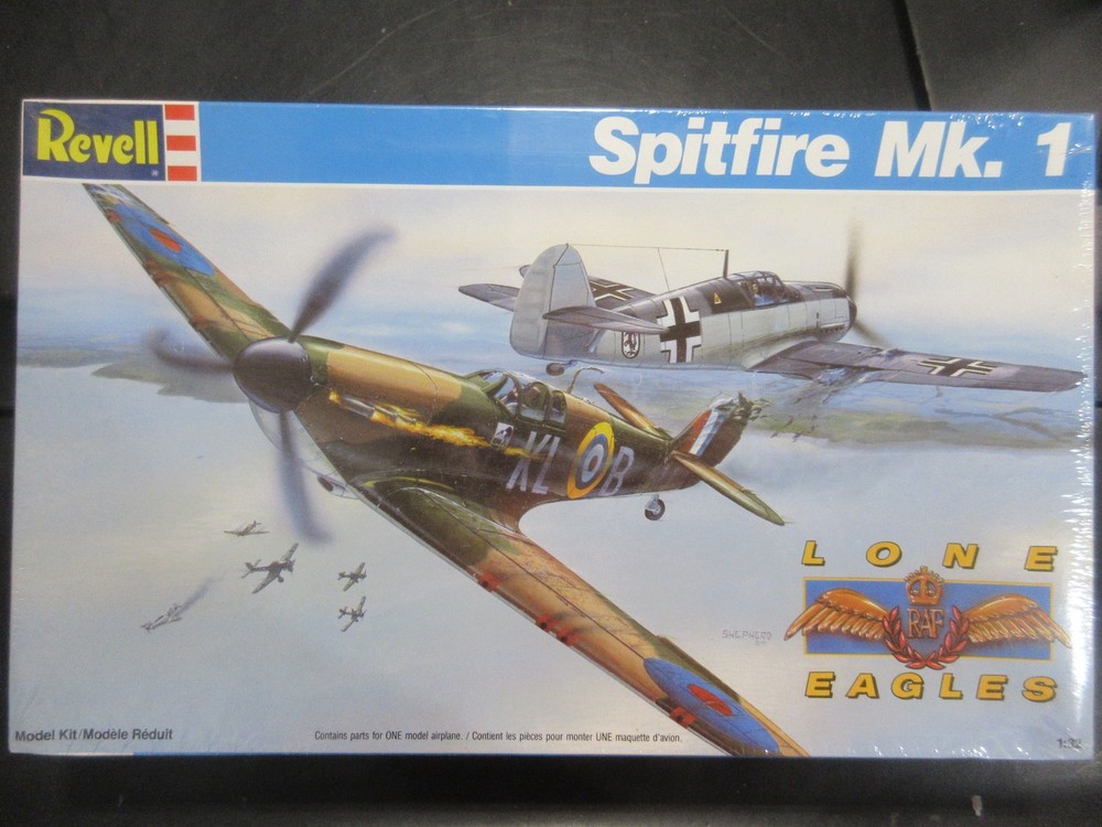 REVELL 1/32 SUPERMARINE SPITFIRE Mk.1  #4555  vintage factory sealed