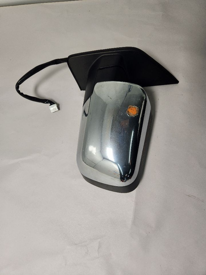 Used Left Door Mirror fits: 2010 Infiniti QX56 Power single arm mount w/power fo