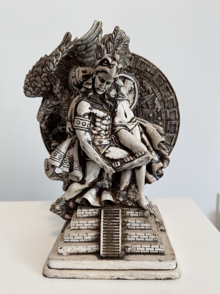 Mexican Popocatépetl & Iztaccíhuatl Statue Aztec Love Legend Sculpture Art