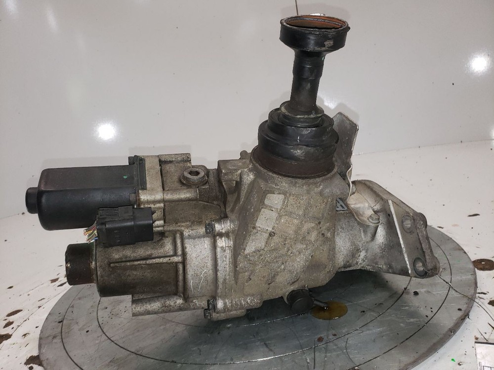 Transfer Case Single Speed Automatic Transmission Fits 15-18 RENEGADE 1352575