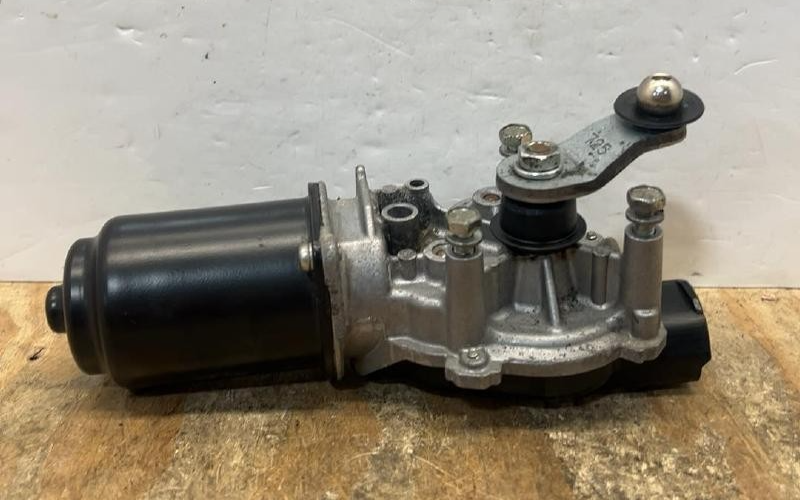 2001-2005 Honda Civic Front Windshield Wiper Motor Assembly OEM