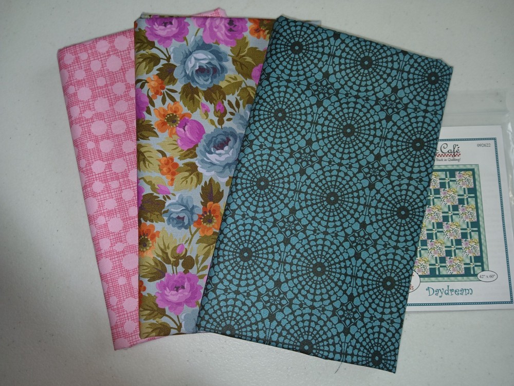 Lot 3 yd quilt kit w/pattern Fabric Cafe focus light dark QSQ free ship HTF