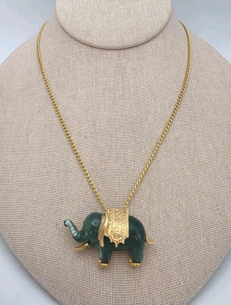 Vtg Green Elephant Pendant Brooch Gold Tone Necklace Faux Jade Luck Trunk Up 18