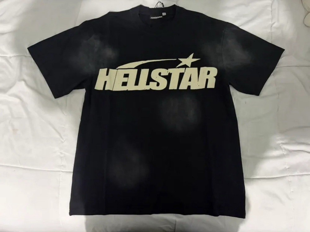 Hellstar Men's White/Black T-Shirt Size Large (Brand New) with Tags