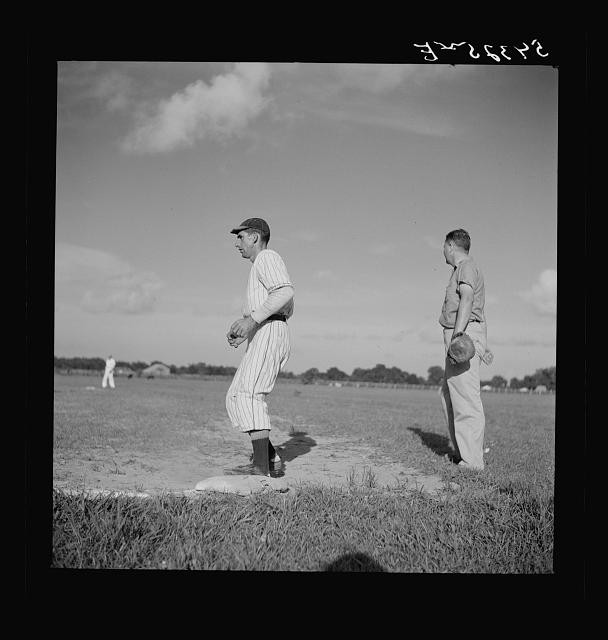 Photo:Baseball Players on Diamond 1930s Practice Field Vintage Photo