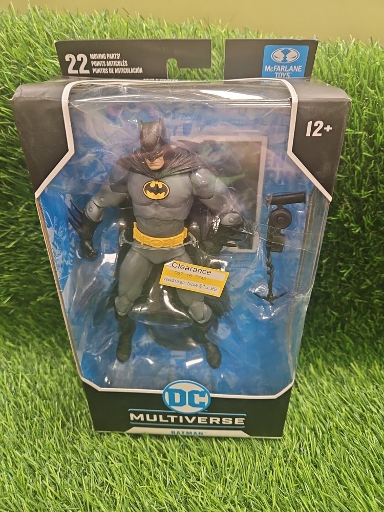 McFarlane Toys DC Multiverse Batman Three Jokers 7