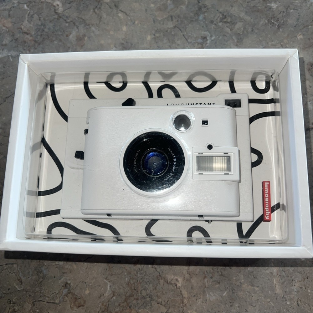 Lomography Lomo’Instant Camera White Edition Sealed