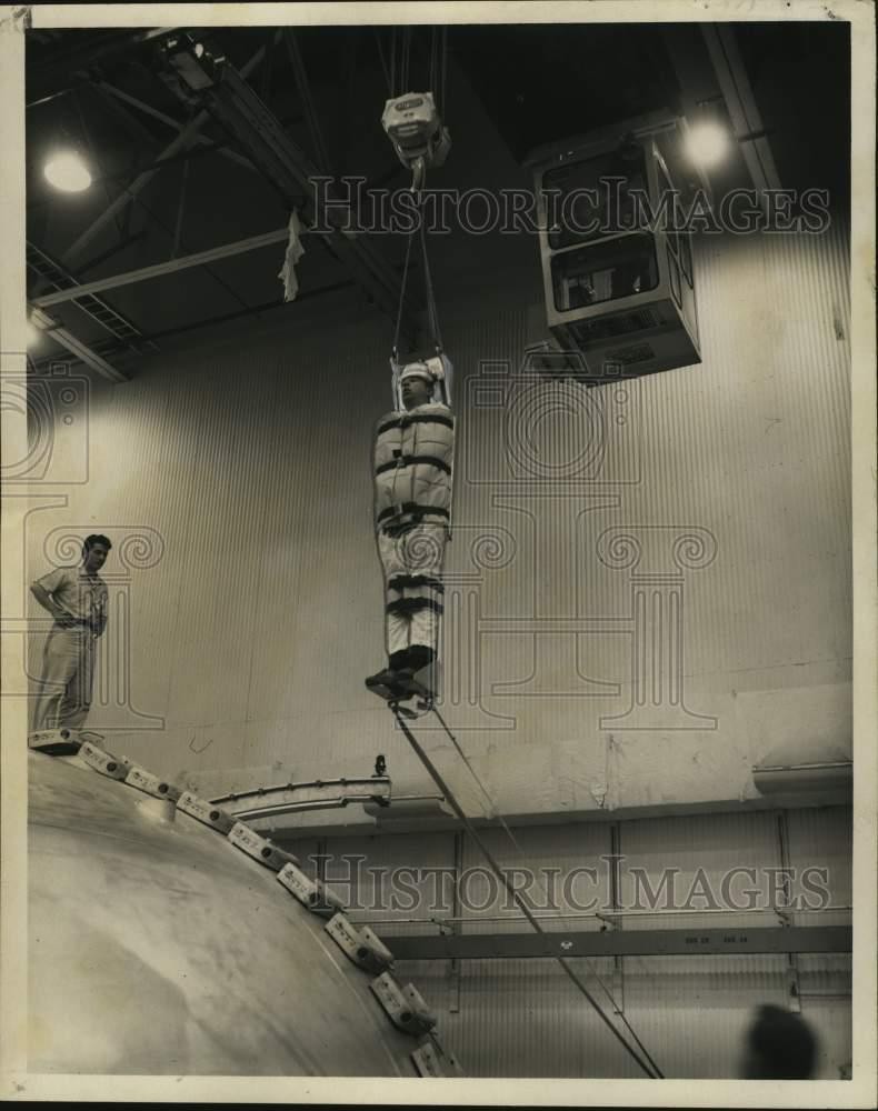 1965 Press Photo Straight-Jacket-Type Stretcher Used at Michoud Facility
